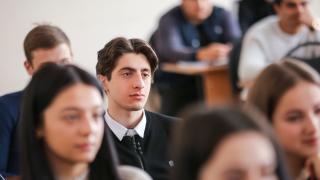 Почти в 2 раза выросла выдача образовательных кредитов на Ставрополье